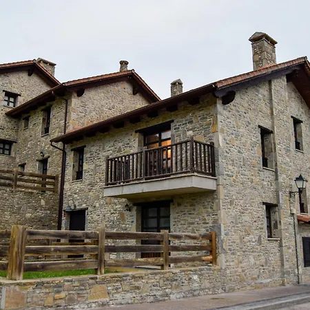 Jaca 3000 شقة باذاغواس